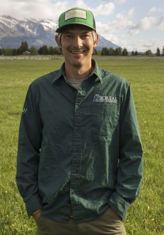 Greg-1-1-682x1024